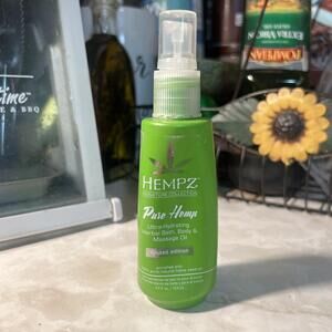 Hempz Limited Edition Pure Hemp Herbal Bath, Body, Massage Oil 4.2 Oz